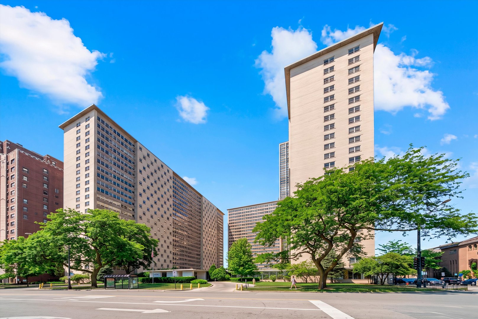 3950 N Lake Shore Drive 411b Property Photo 2