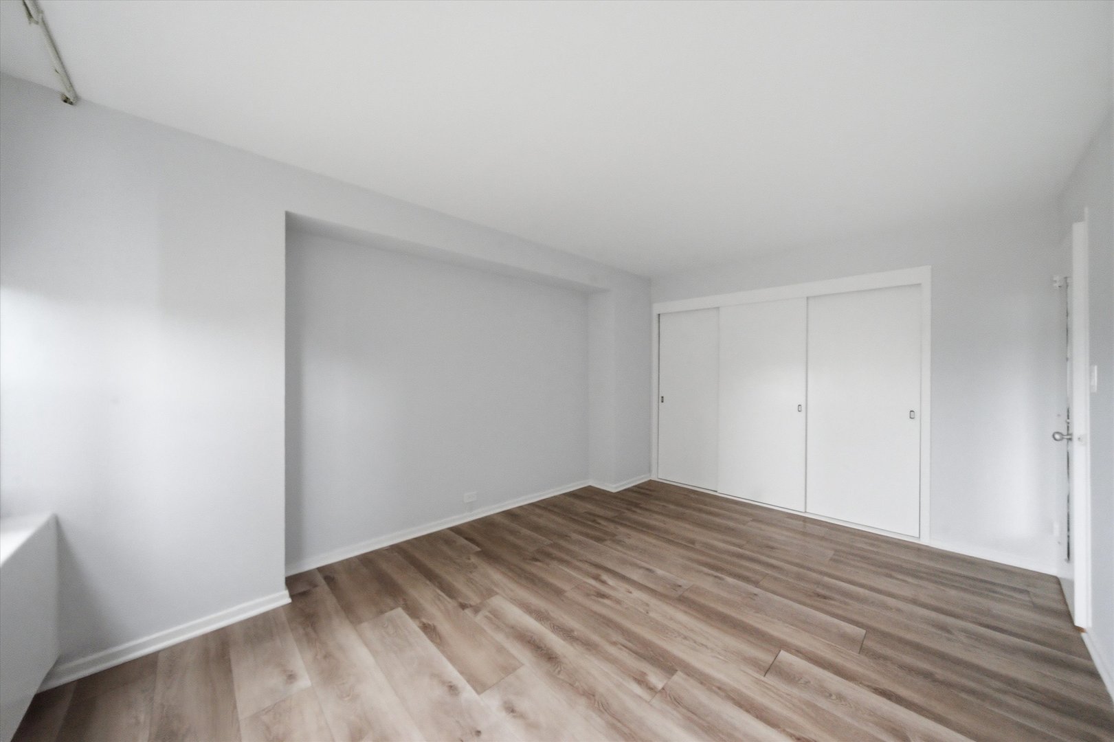 3950 N Lake Shore Drive 411b Property Photo 13