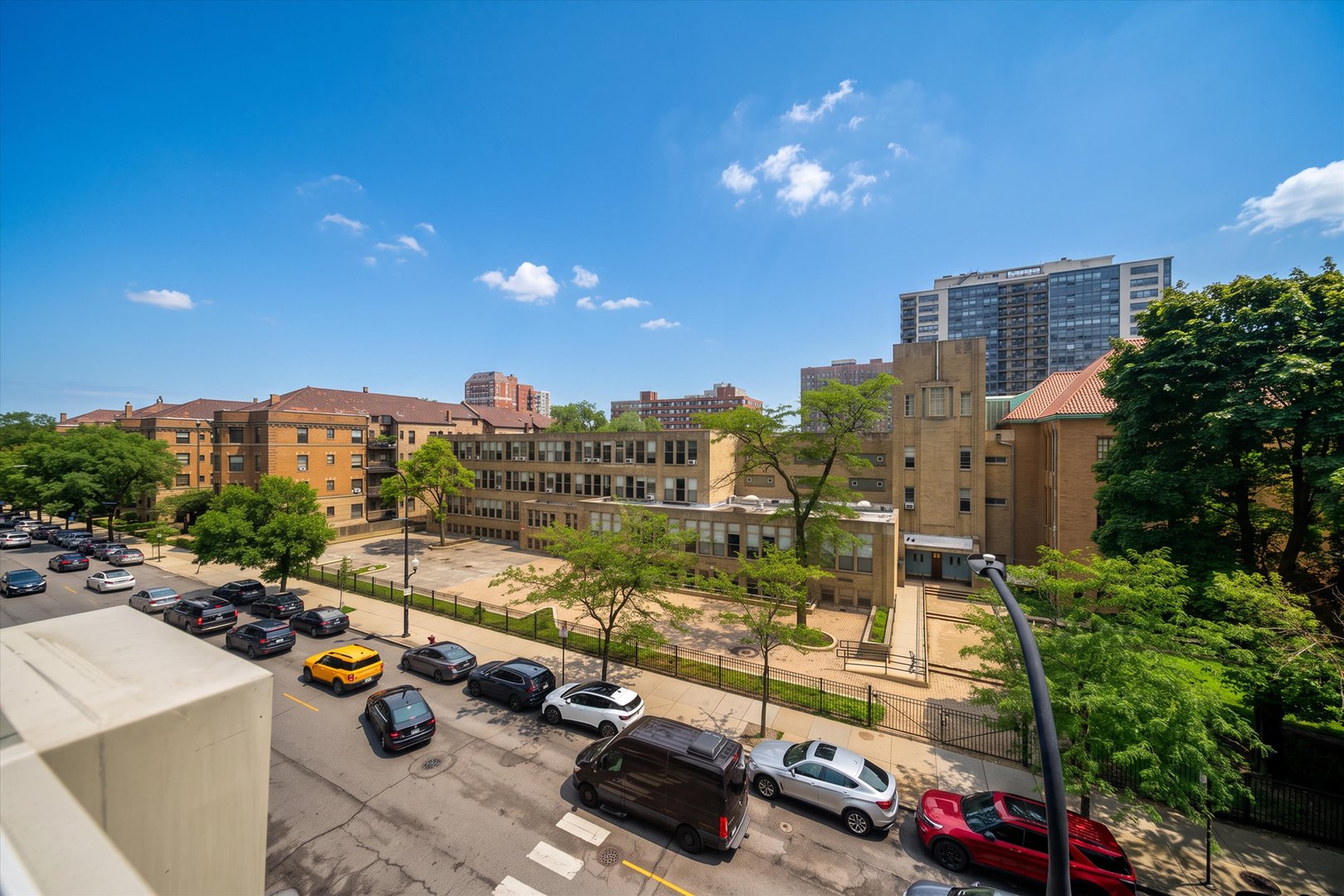 3950 N Lake Shore Drive 411b Property Photo 17