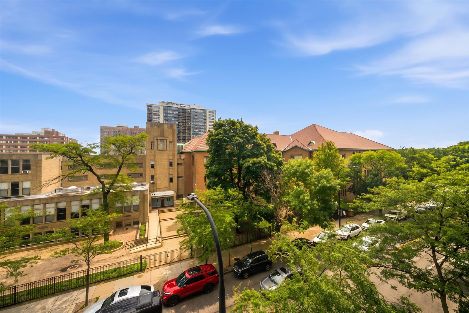 3950 N Lake Shore Drive 411b Property Photo 18