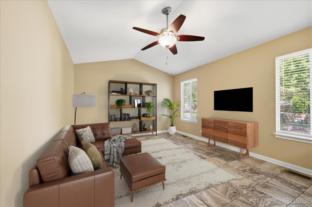 2182 Kyla Court Property Photo 7
