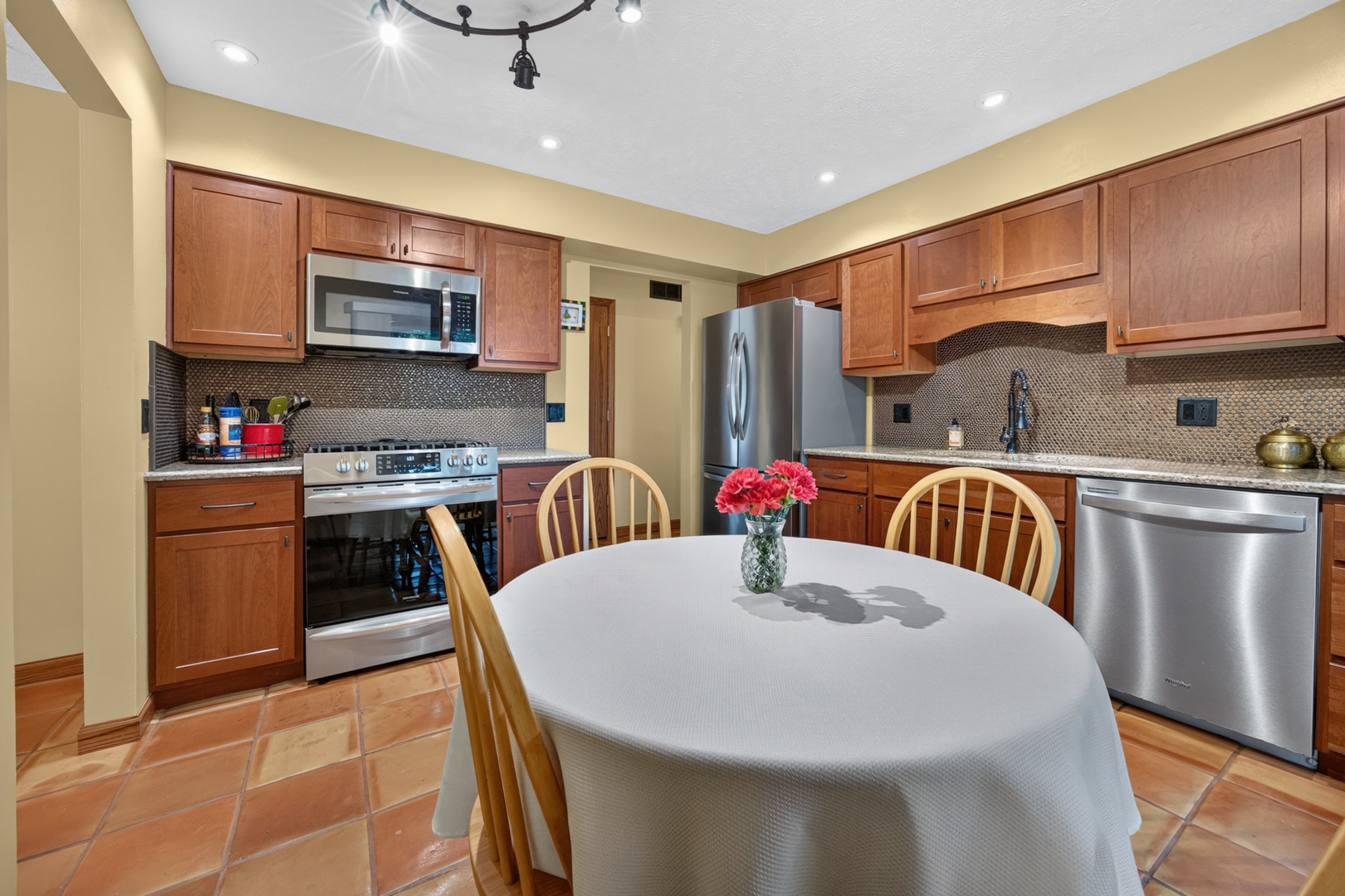 1710 Ebel Drive Property Photo 12