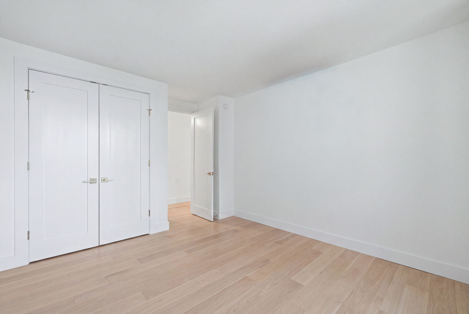 1030 N State Street 5l Property Photo 15