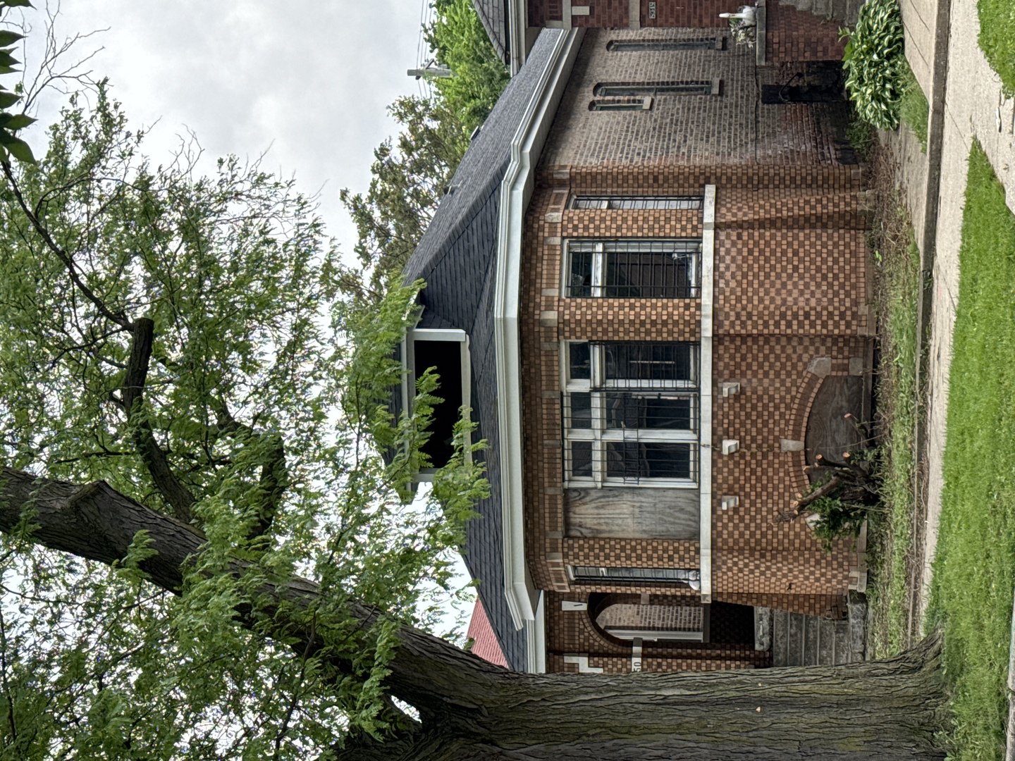 8350 S Green Street Property Photo 1