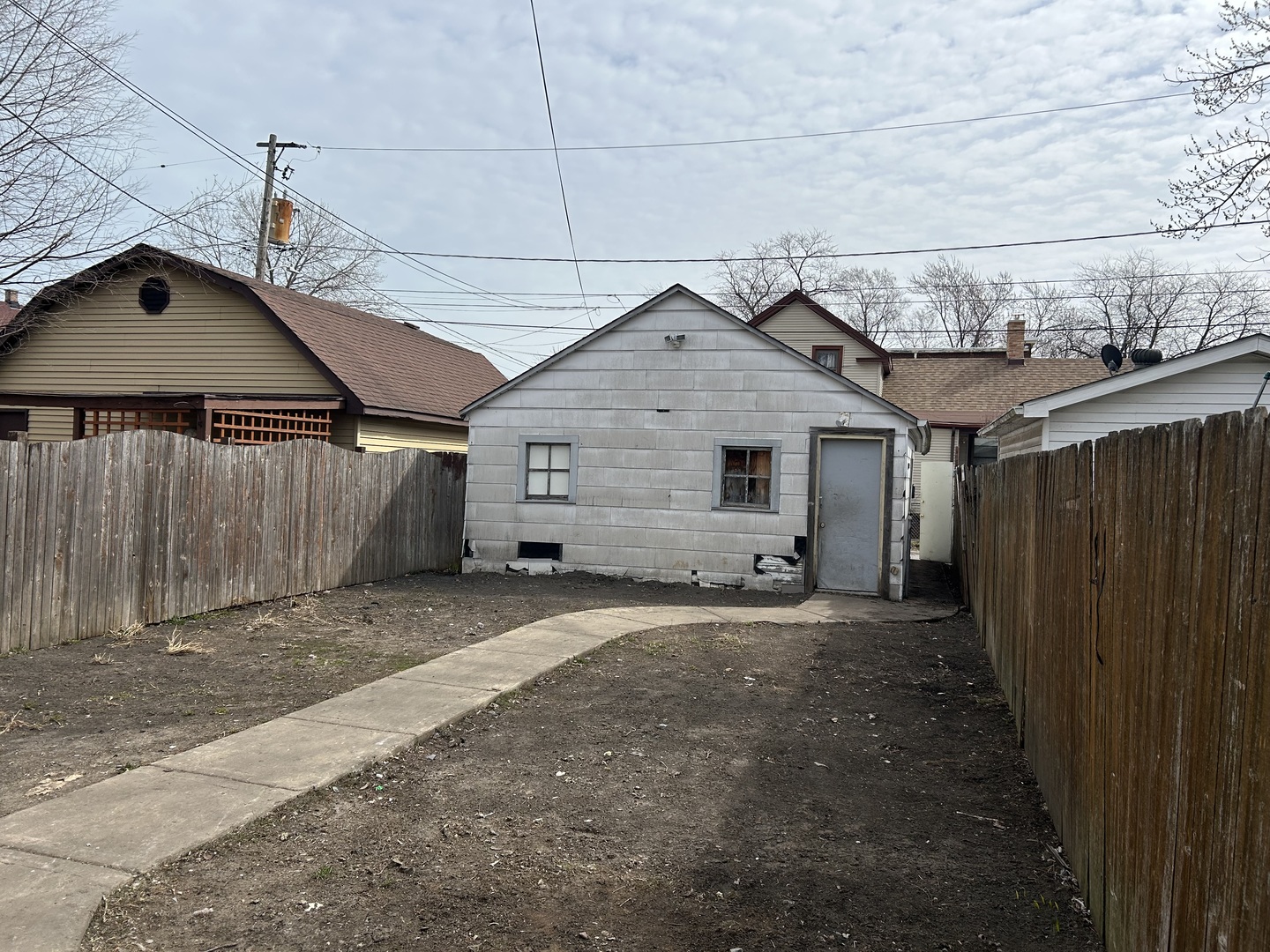 12557 Ann Street Property Photo 5
