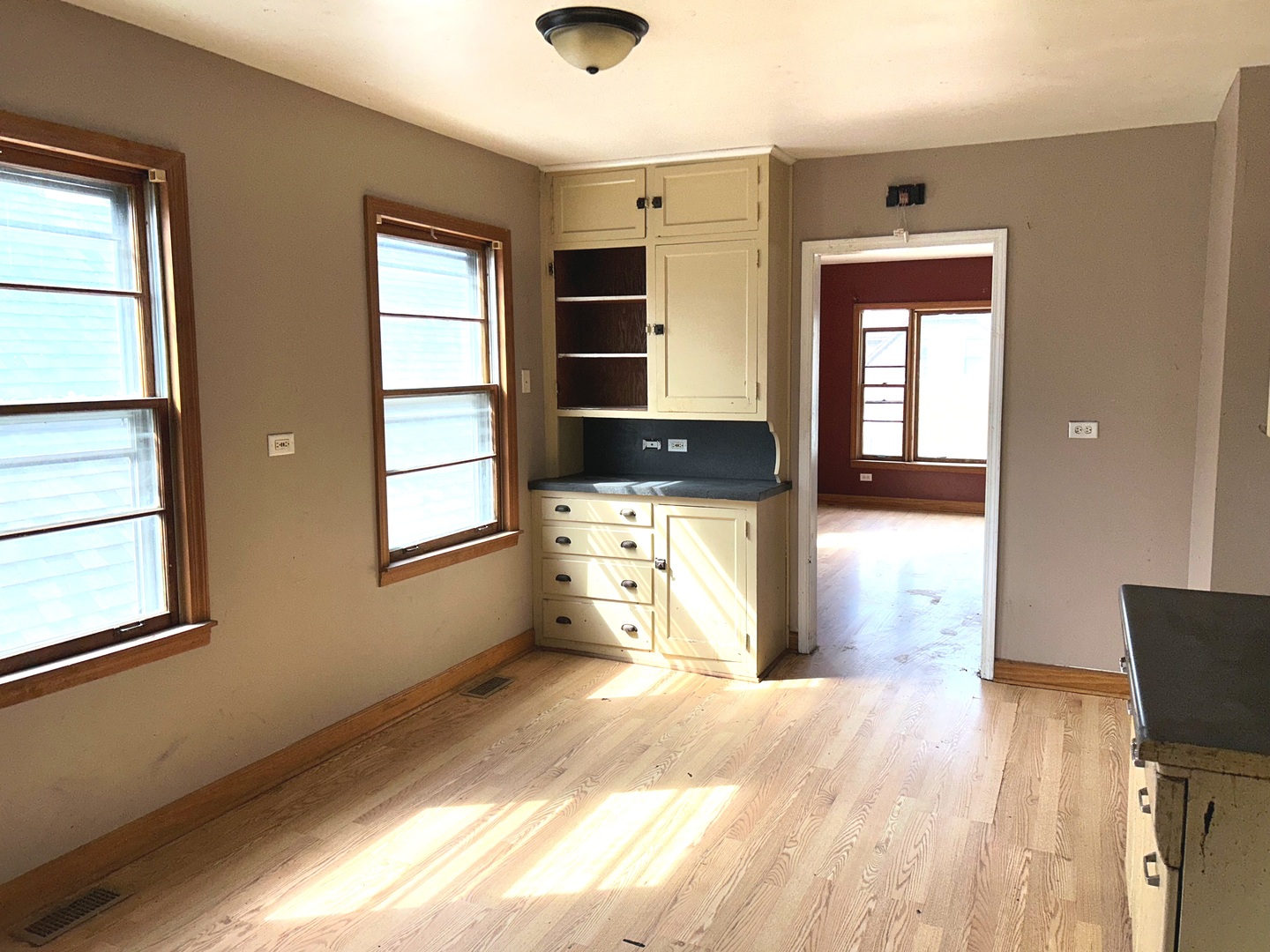 12557 Ann Street Property Photo 14