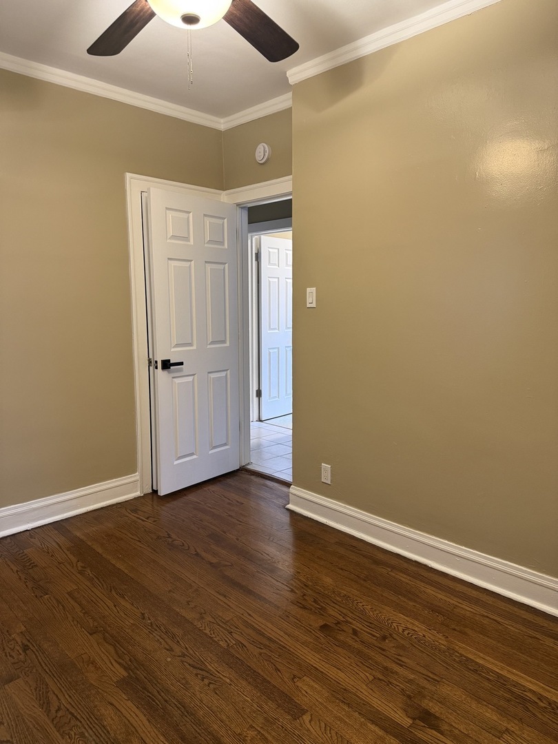 10240 S Eberhart Avenue 1 Property Photo 19
