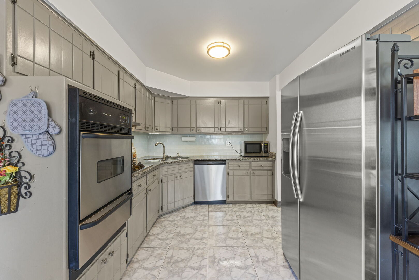 1219 N Itasca Road Property Photo 9