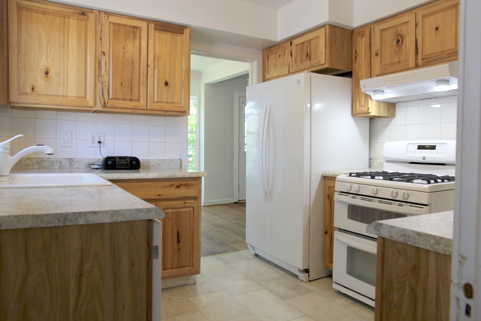 4256 N Ottawa Avenue Property Photo 8