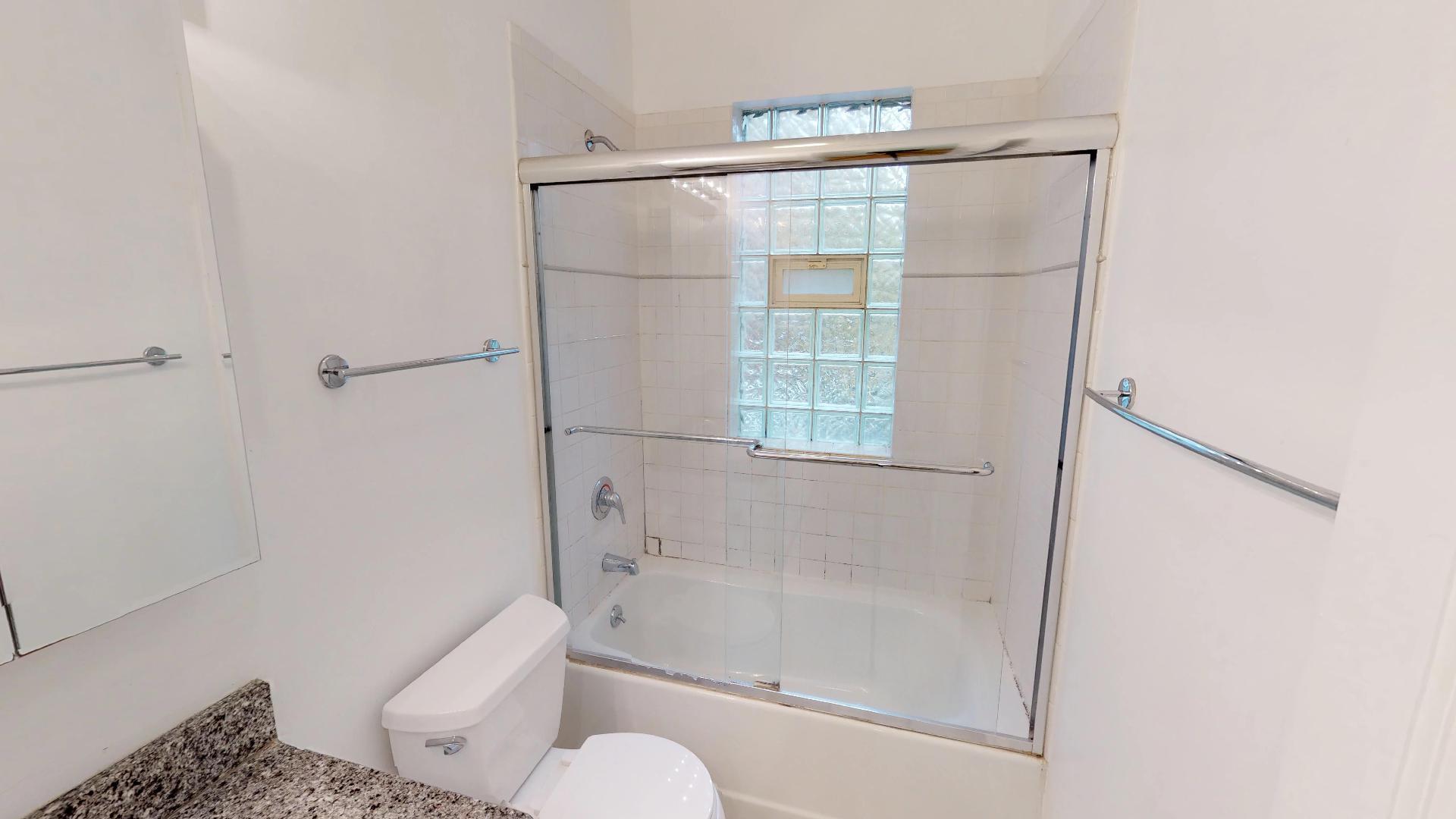 5327 S Harper Avenue 1 Property Photo 13