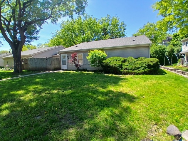 12 Fernwood Drive O Property Photo 2