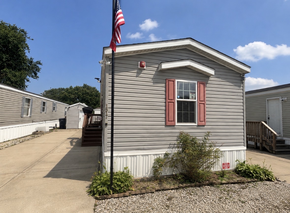 8800 S Harlem Avenue 1517 Property Photo 1
