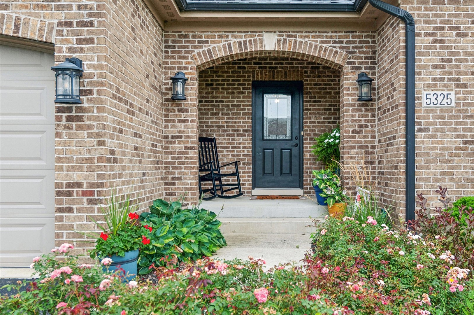 5325 Goldenrod Drive Property Photo 4