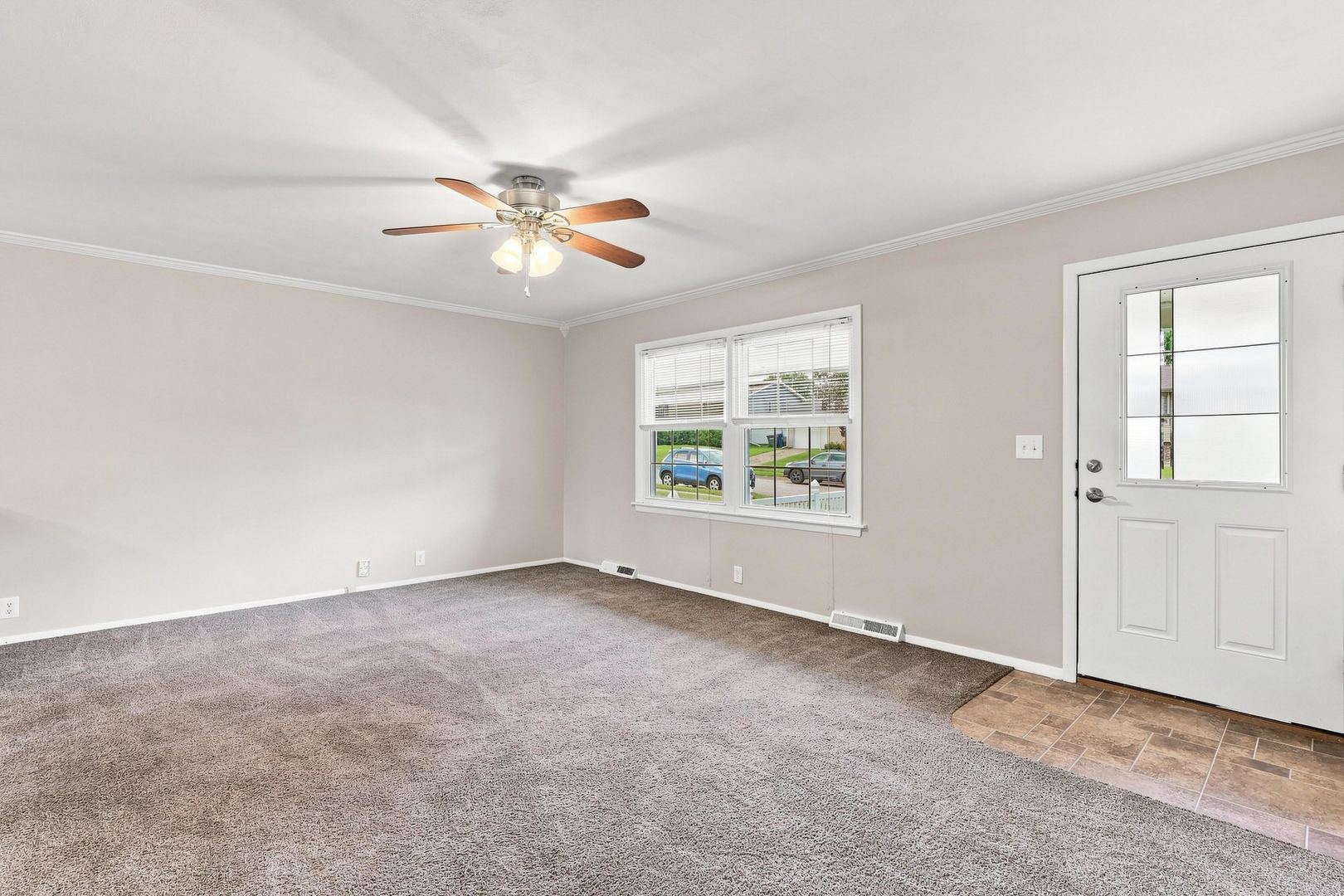 2803 N Pine Street Property Photo 7