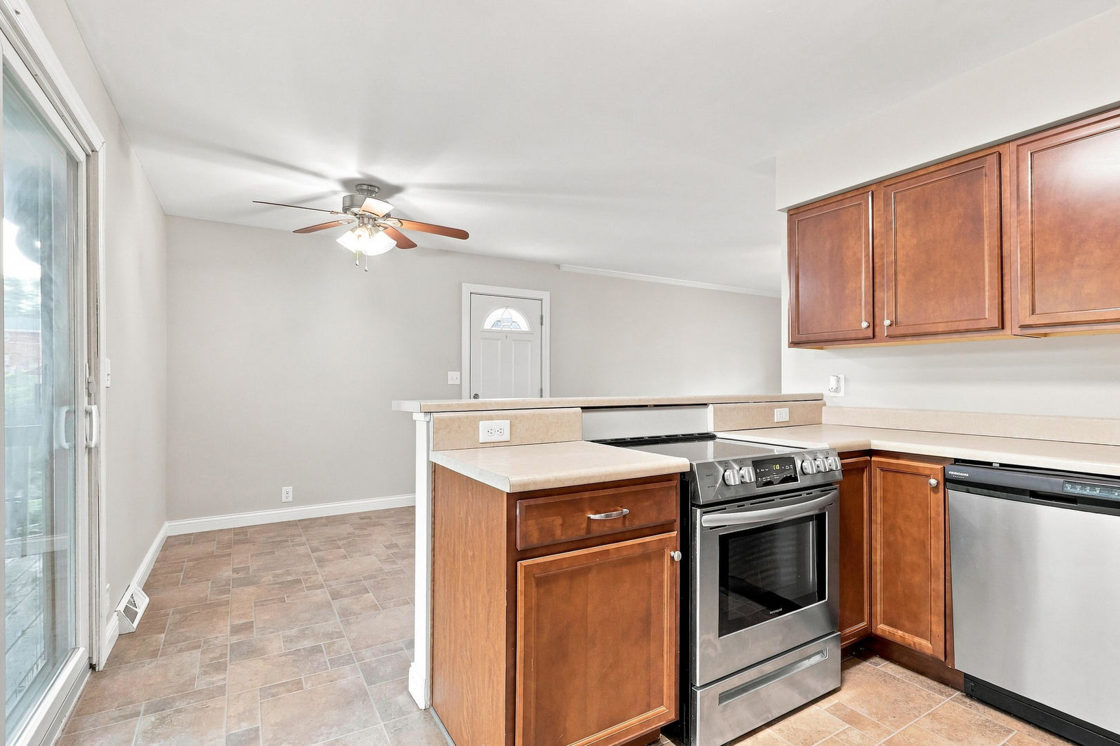 2803 N Pine Street Property Photo 14
