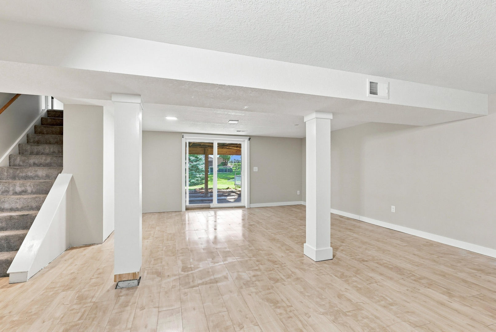 2803 N Pine Street Property Photo 22