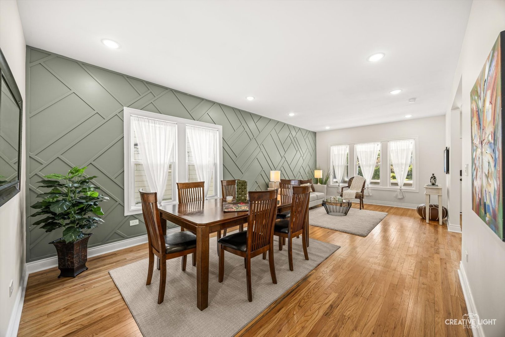 4633 Wolf Road Property Photo 4