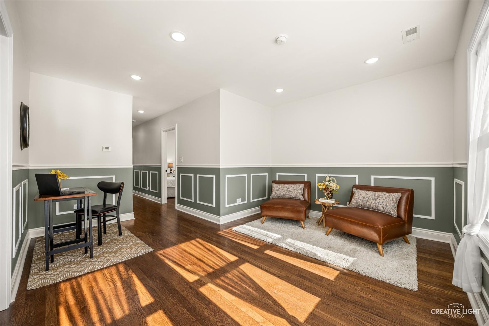 4633 Wolf Road Property Photo 19