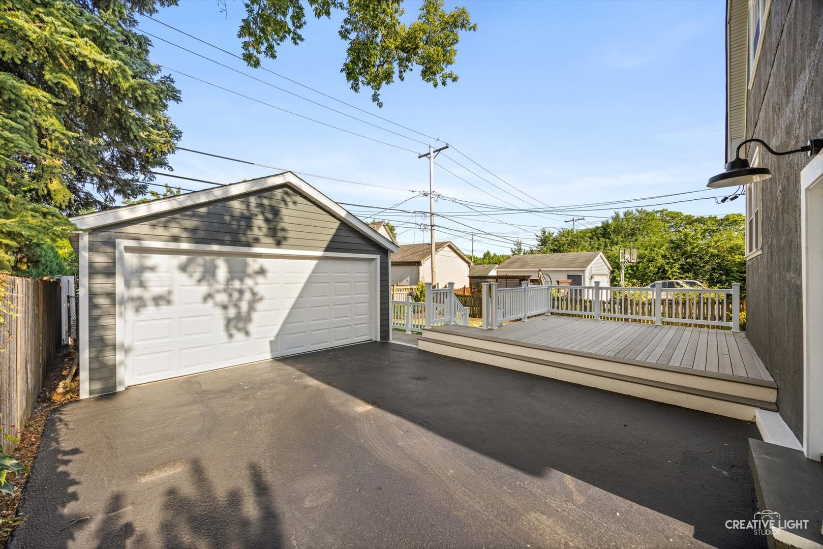 4633 Wolf Road Property Photo 26
