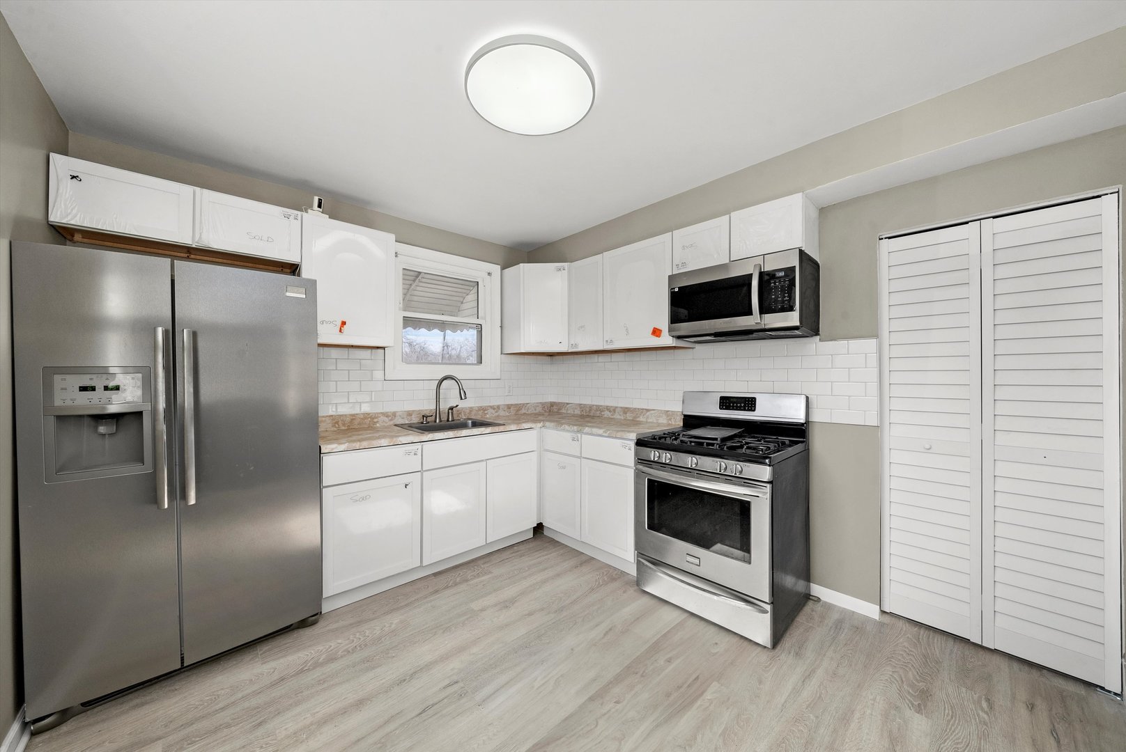 226 S Orchard Drive Property Photo 4