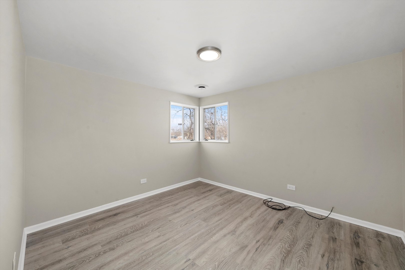 226 S Orchard Drive Property Photo 12