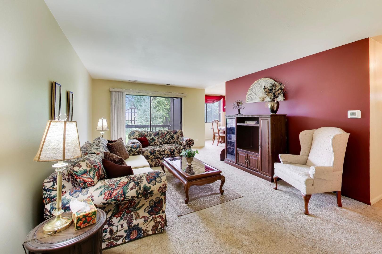 440 Raintree Court 2j Property Photo 7
