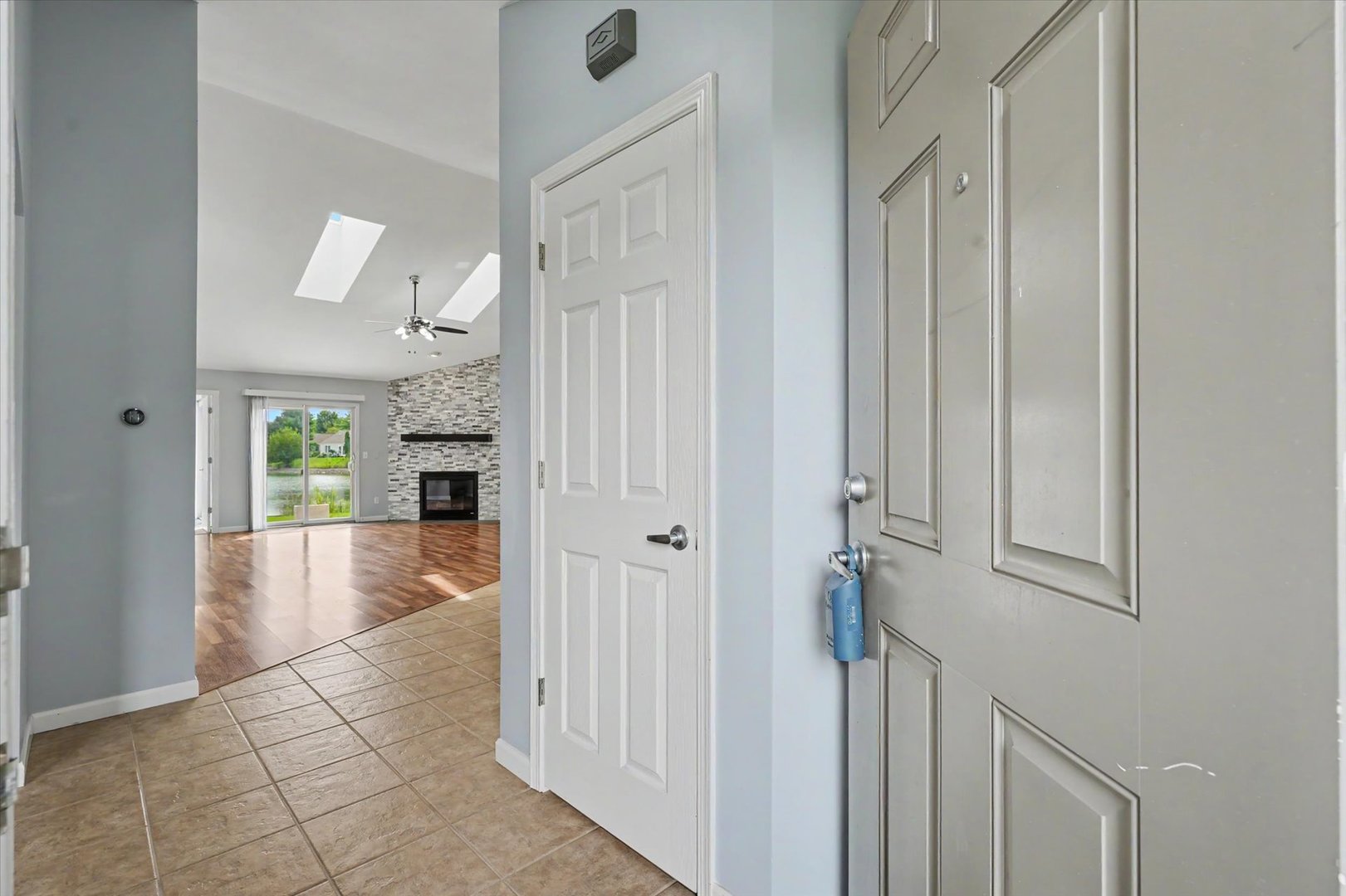 2506 Windward Boulevard Property Photo 3