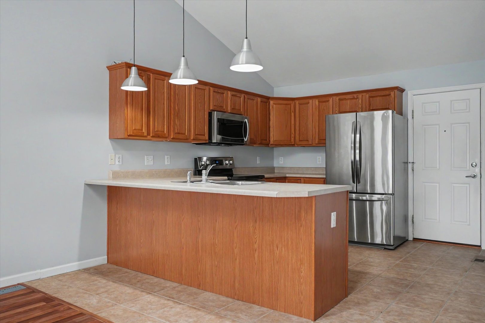2506 Windward Boulevard Property Photo 13