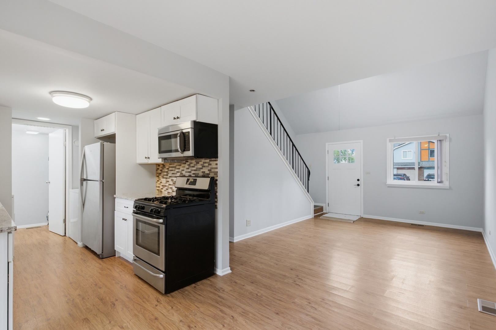 1816 Whitney Drive Property Photo 6