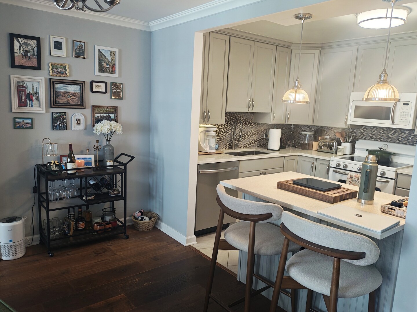 70 W Huron Street 1507 Property Photo 6