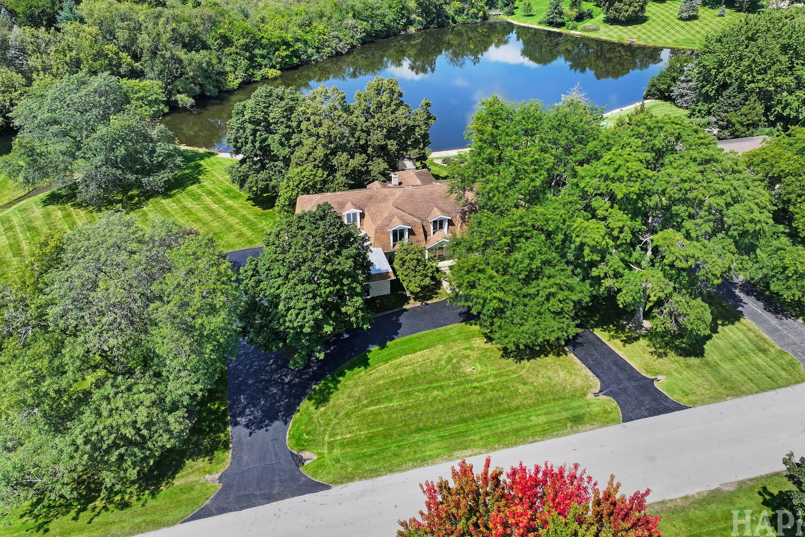 55 Watergate Drive Property Photo 2