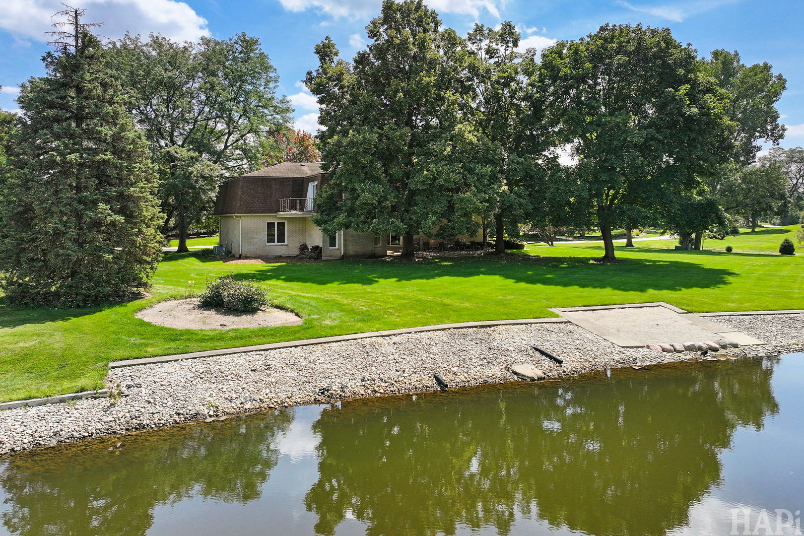 55 Watergate Drive Property Photo 4