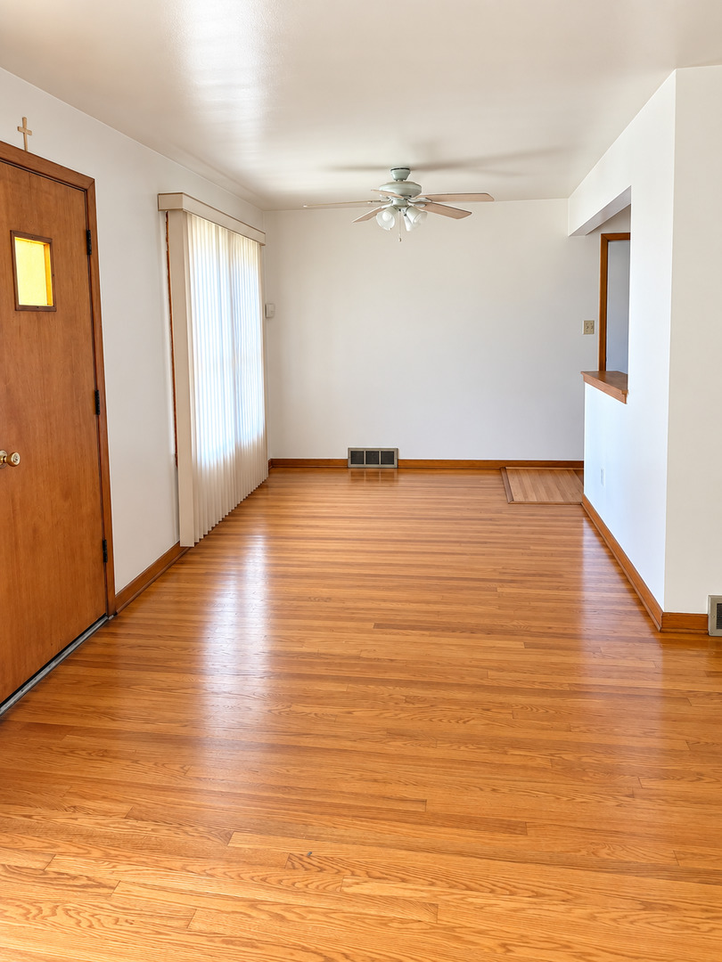 1333 Burnham Avenue Property Photo 3