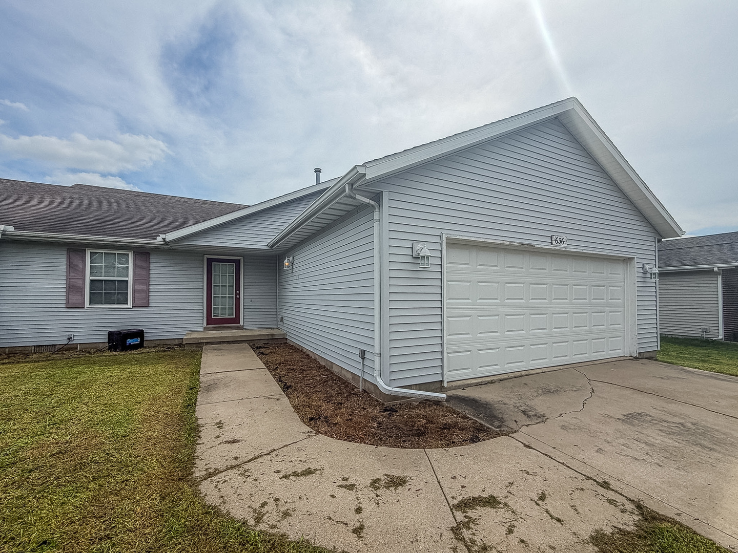 636 Sedgegrass Drive Property Photo 2