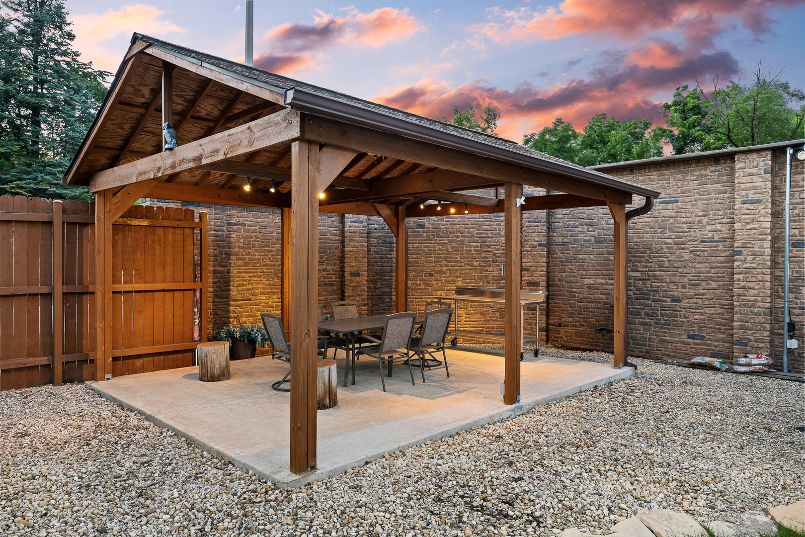 1236 Sandpiper Lane Property Photo 4