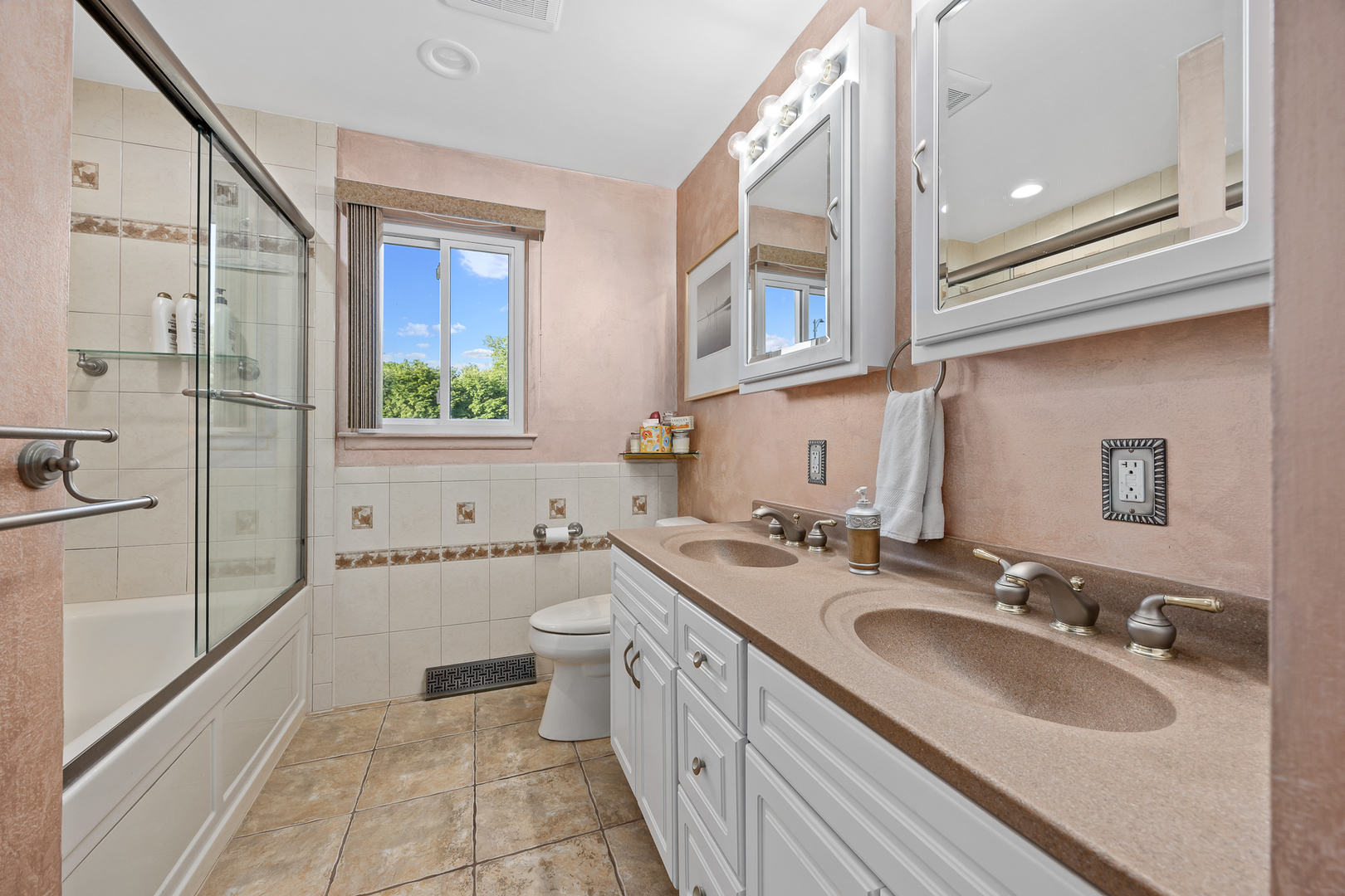 1236 Sandpiper Lane Property Photo 17
