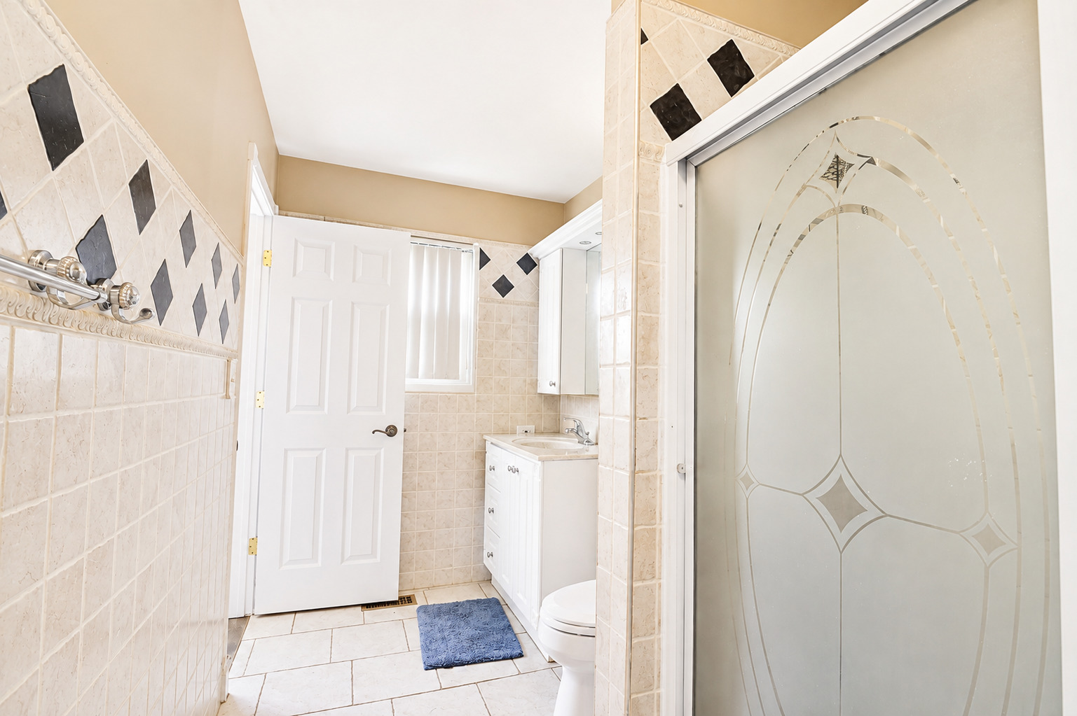 1348 Inverness Drive Property Photo 12