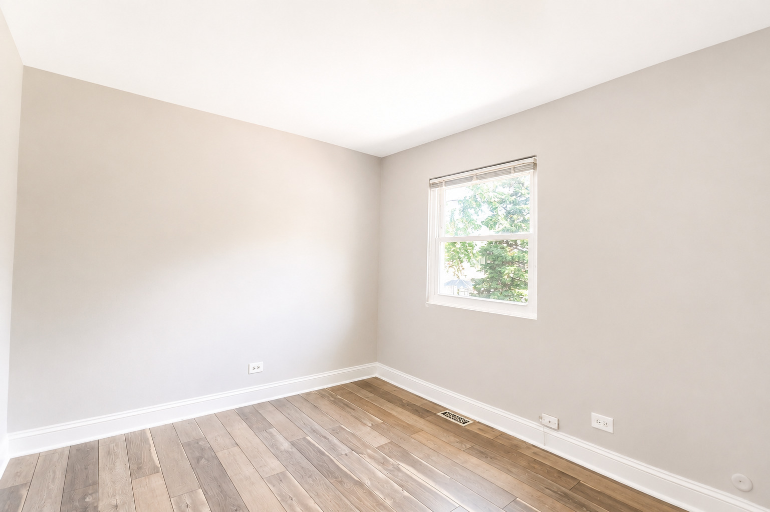 1348 Inverness Drive Property Photo 15