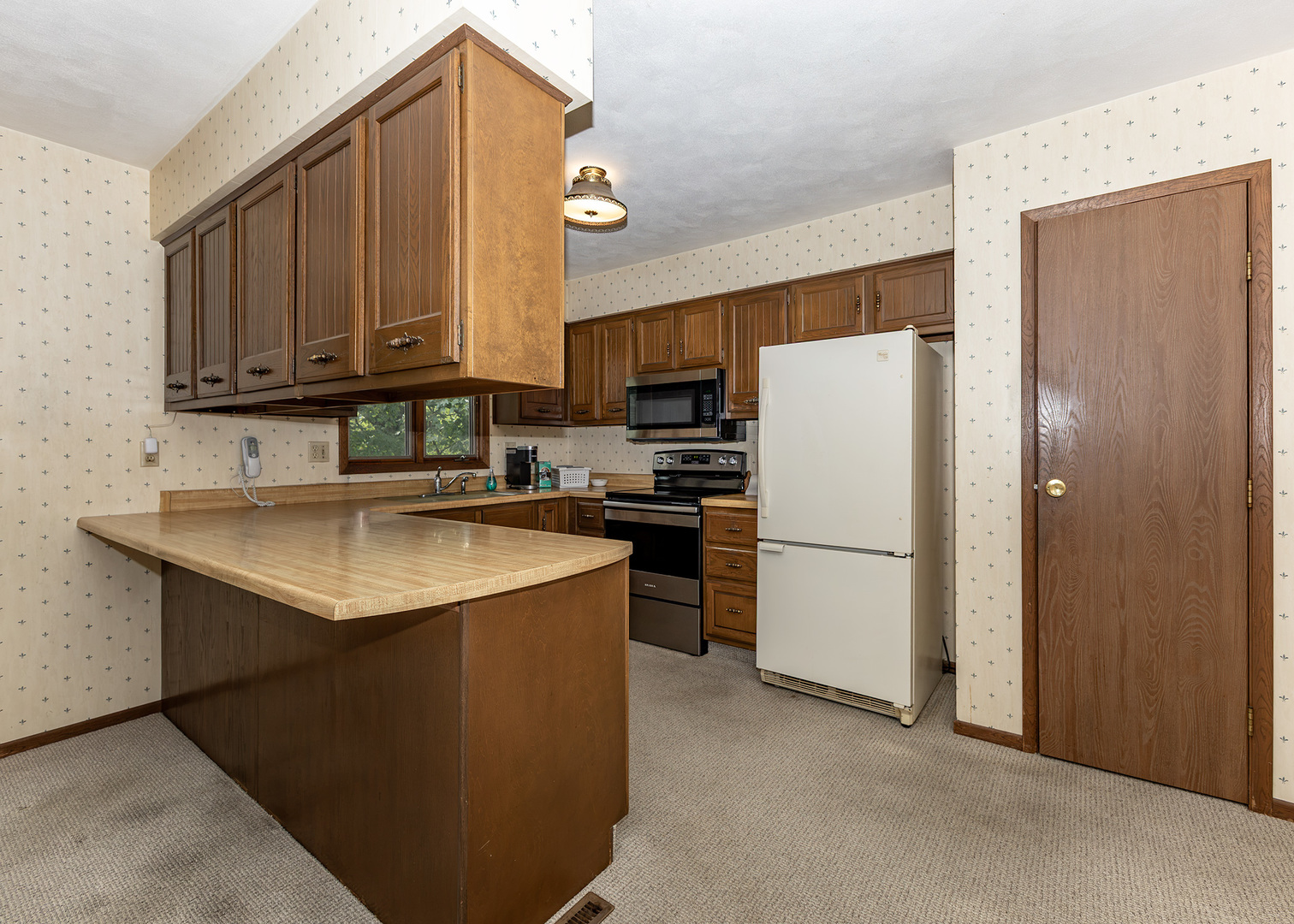 822 Hickory Street Property Photo 12