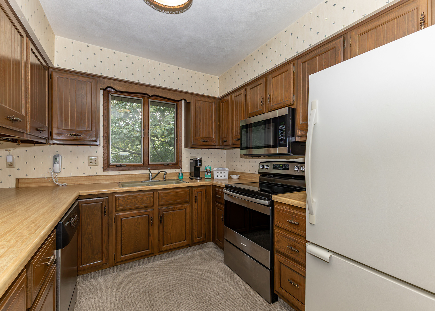 822 Hickory Street Property Photo 13