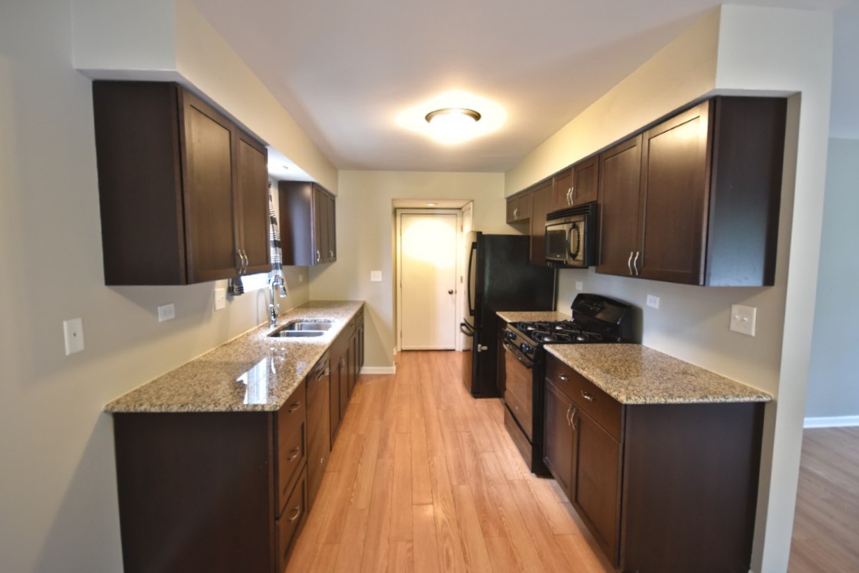 370 Sandhurst Lane A Property Photo 12