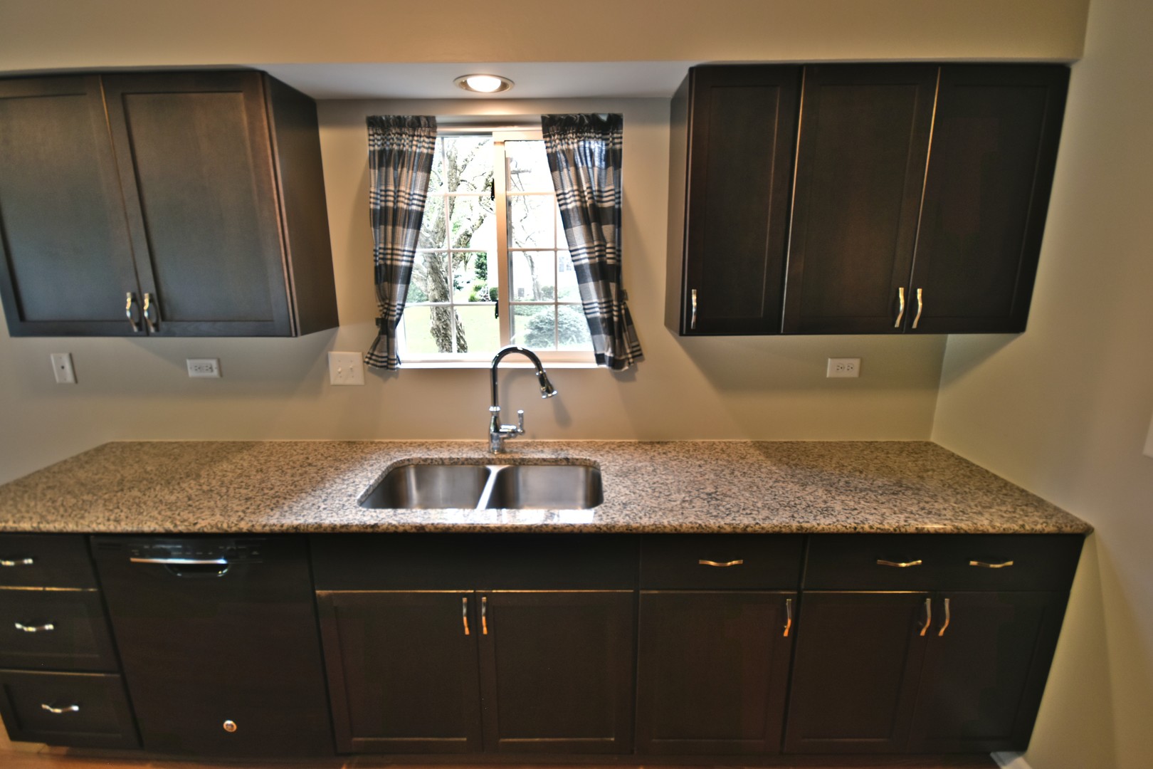 370 Sandhurst Lane A Property Photo 14