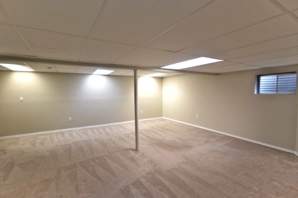 370 Sandhurst Lane A Property Photo 22