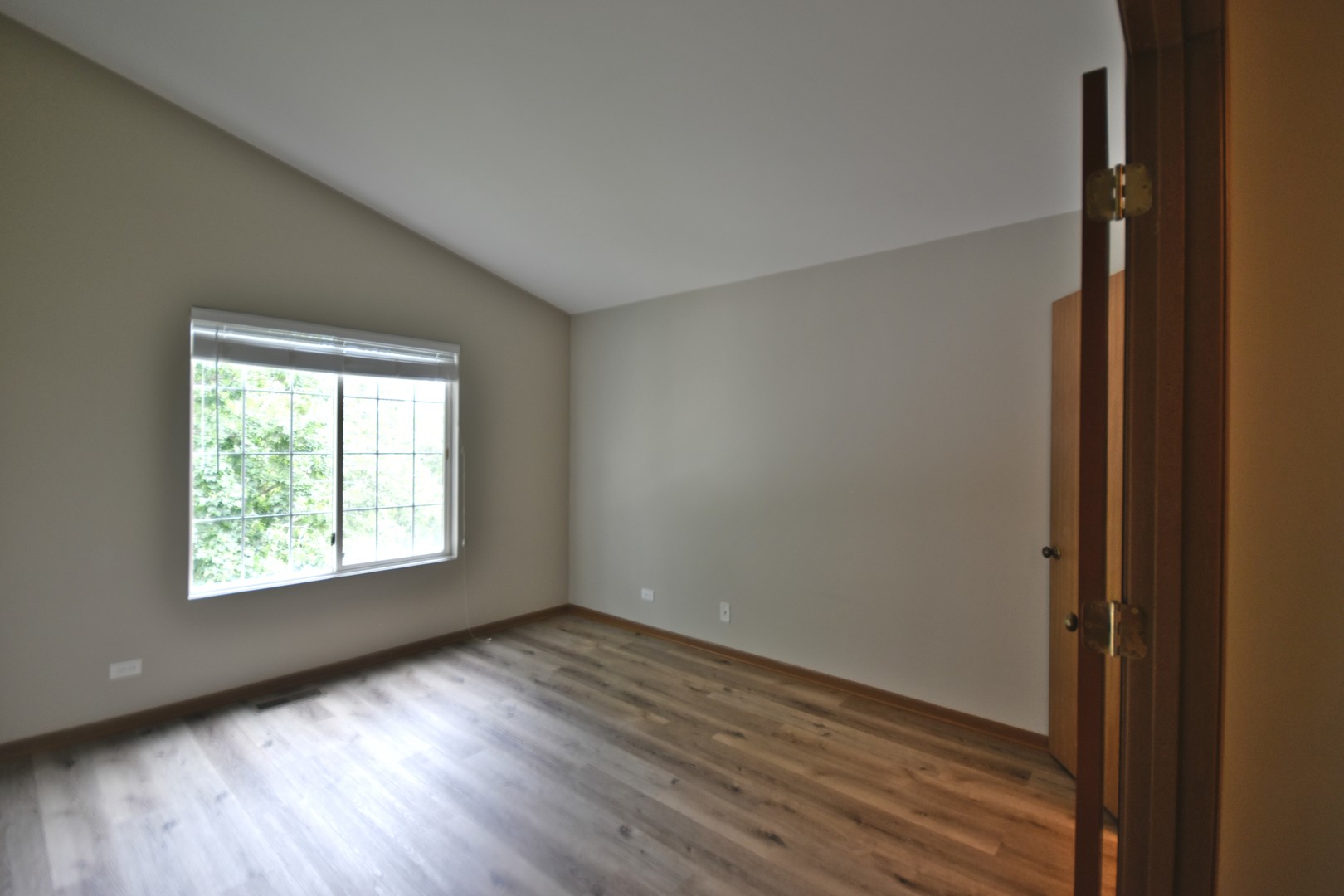 370 Sandhurst Lane A Property Photo 23