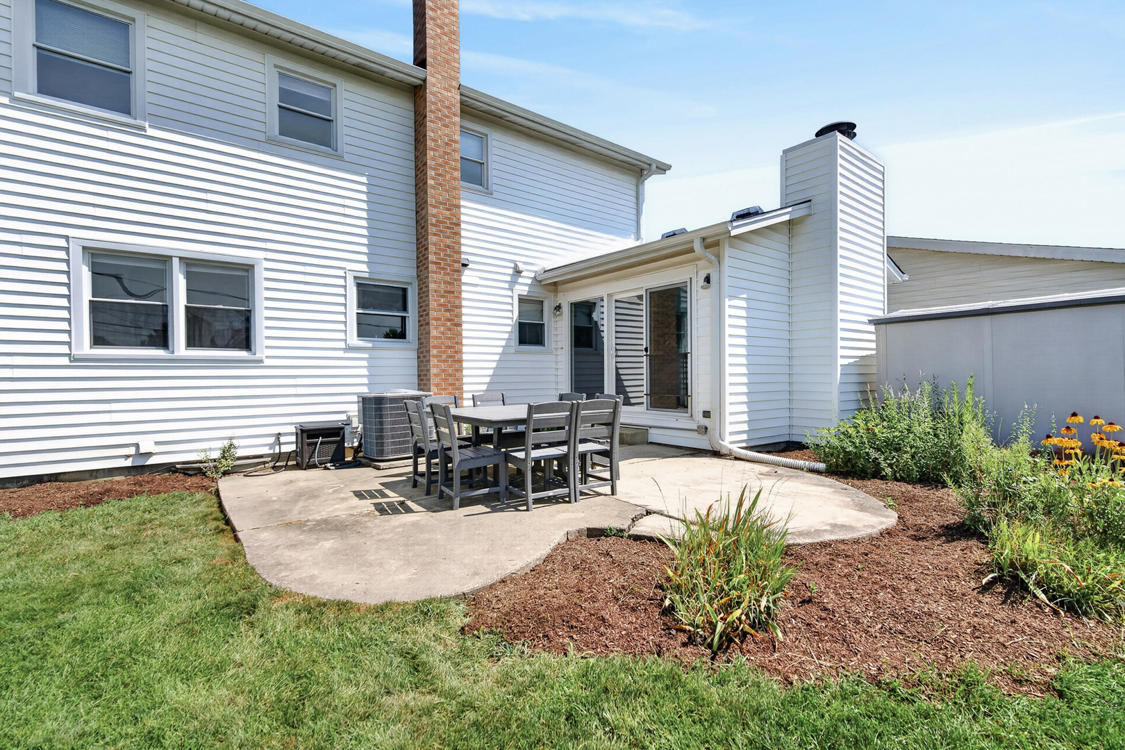 1829 W Catalpa Lane Property Photo 33
