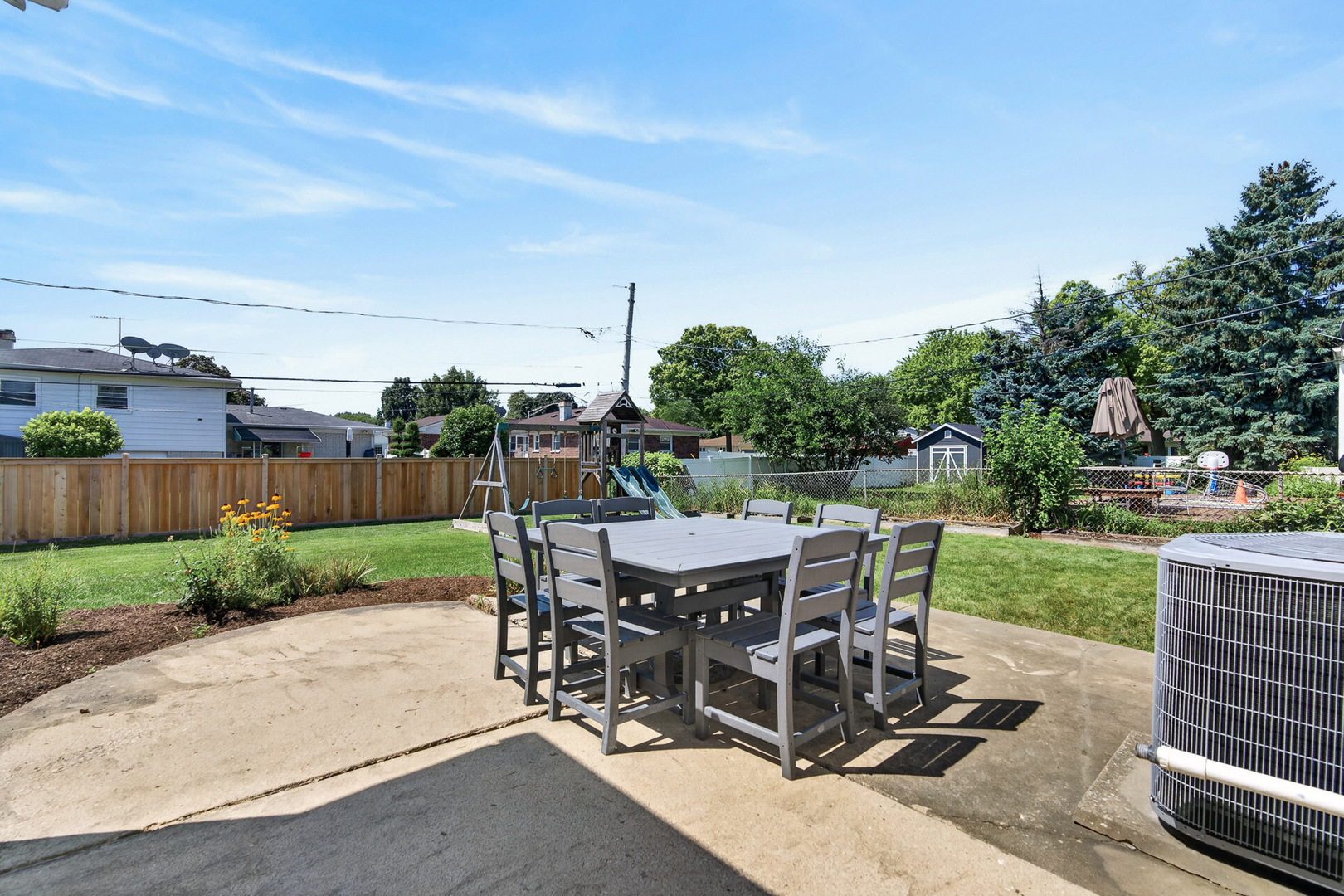 1829 W Catalpa Lane Property Photo 35