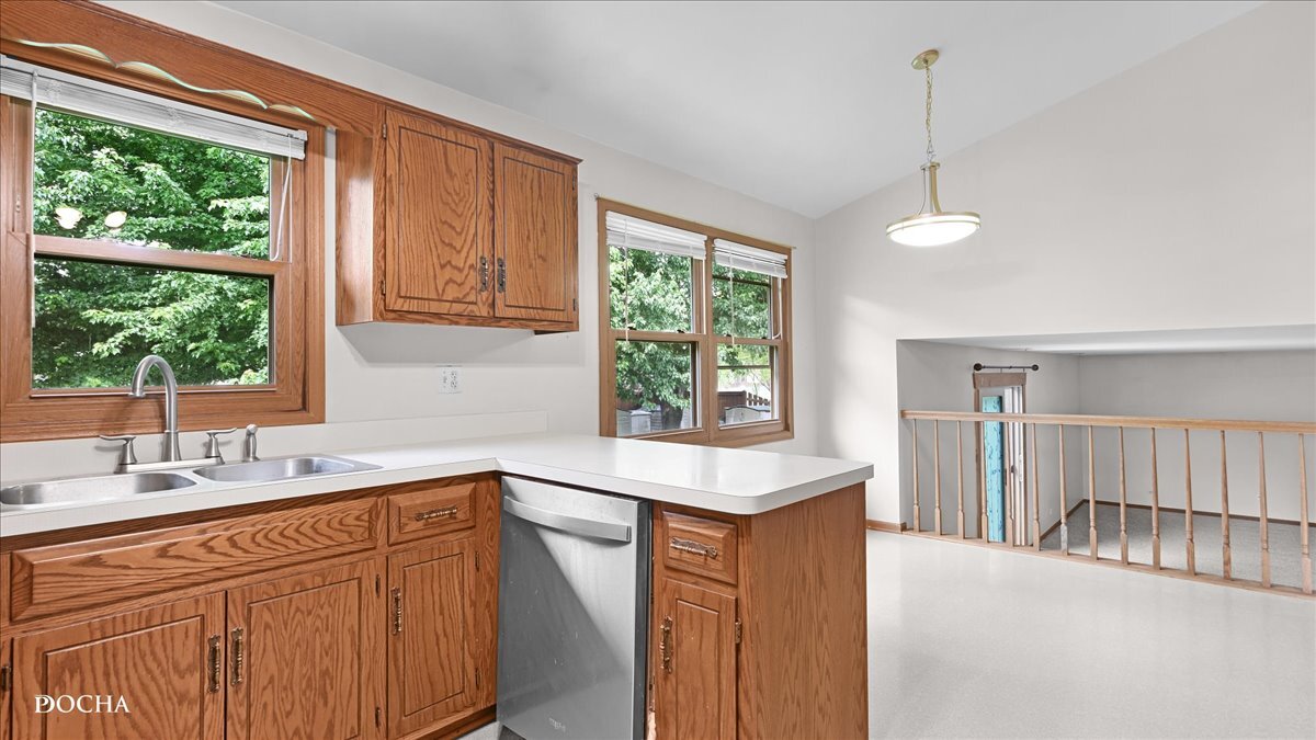 29 Mayfair Lane Property Photo 15