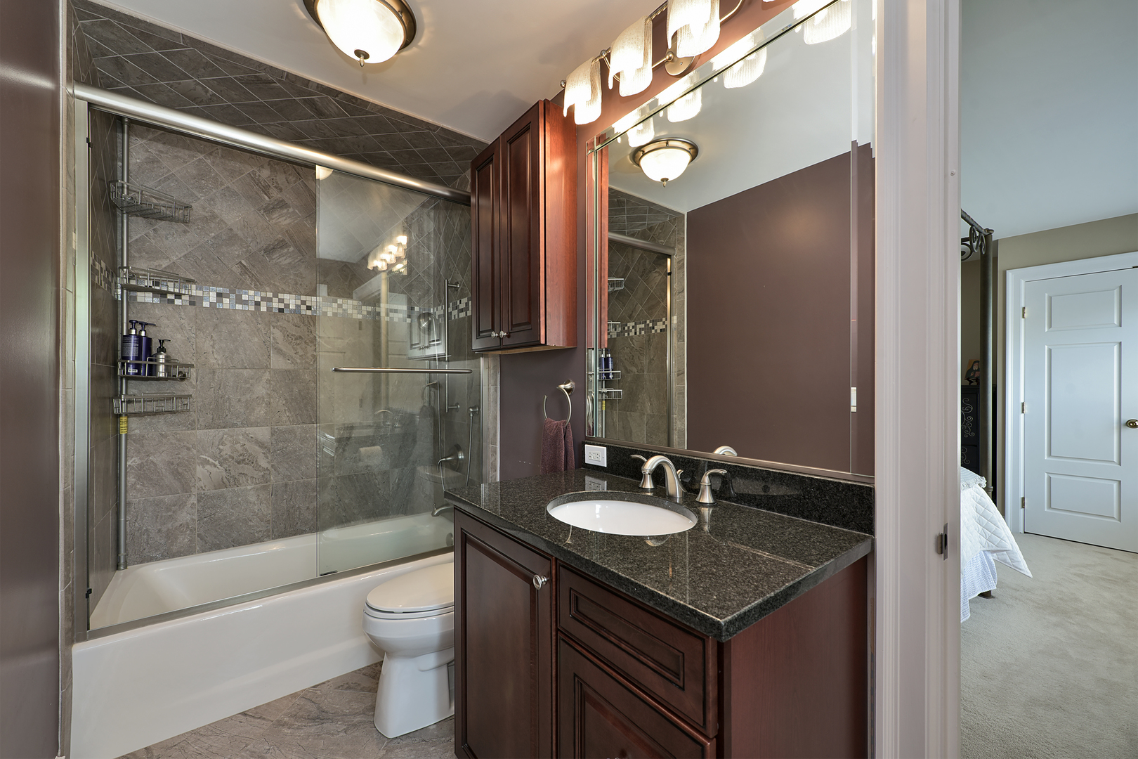 1673 Balmoral Lane Property Photo 24