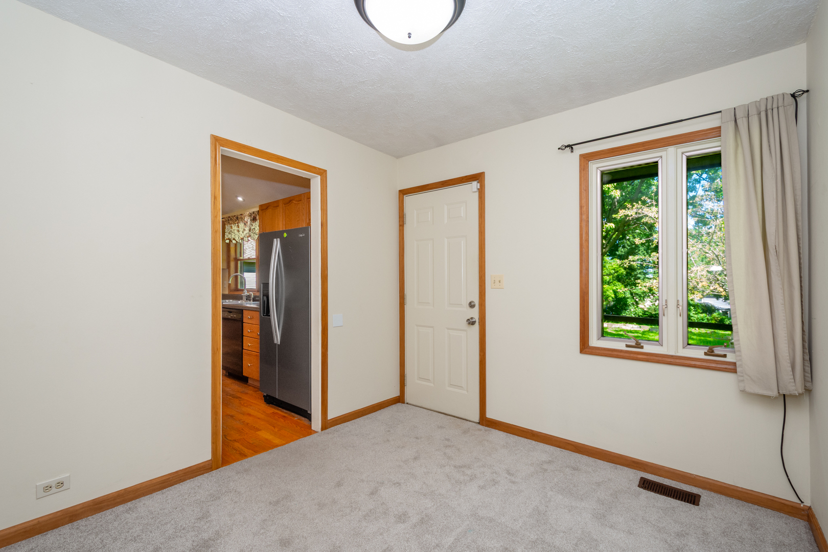 35861 N Fuller Road Property Photo 8