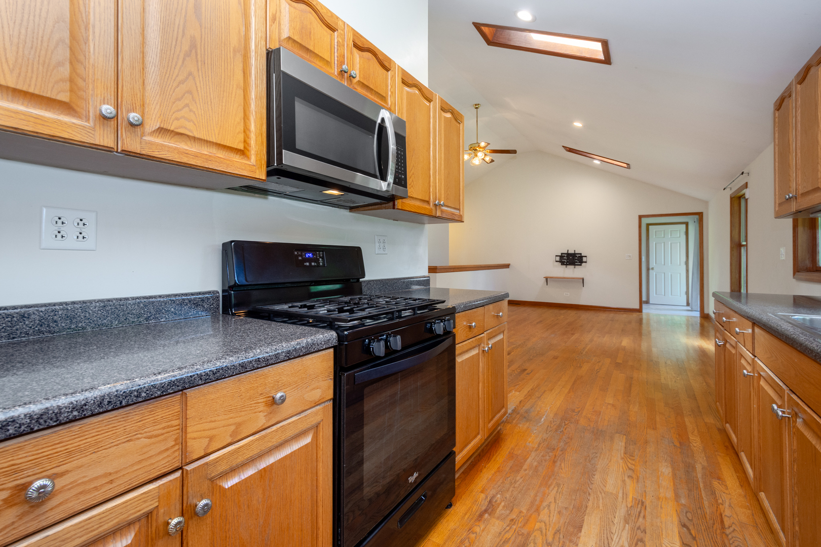 35861 N Fuller Road Property Photo 12